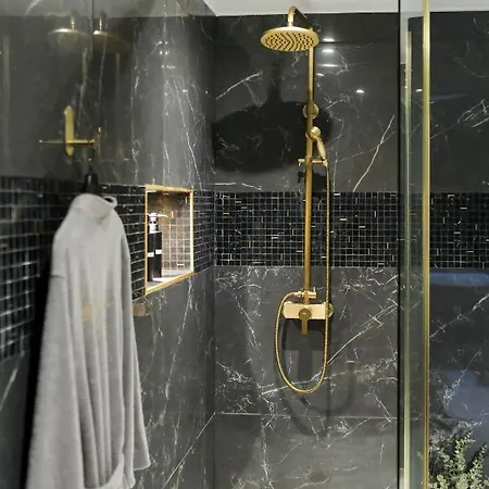 Apartman La Golden *